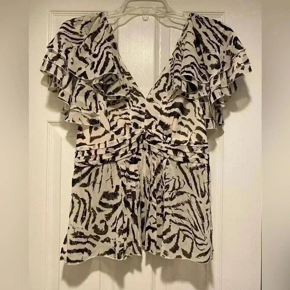 Banana Republic Women’s Short Sleeve Blouse Zebra black ruffles high waist NEW 4 - Picture 1 of 10